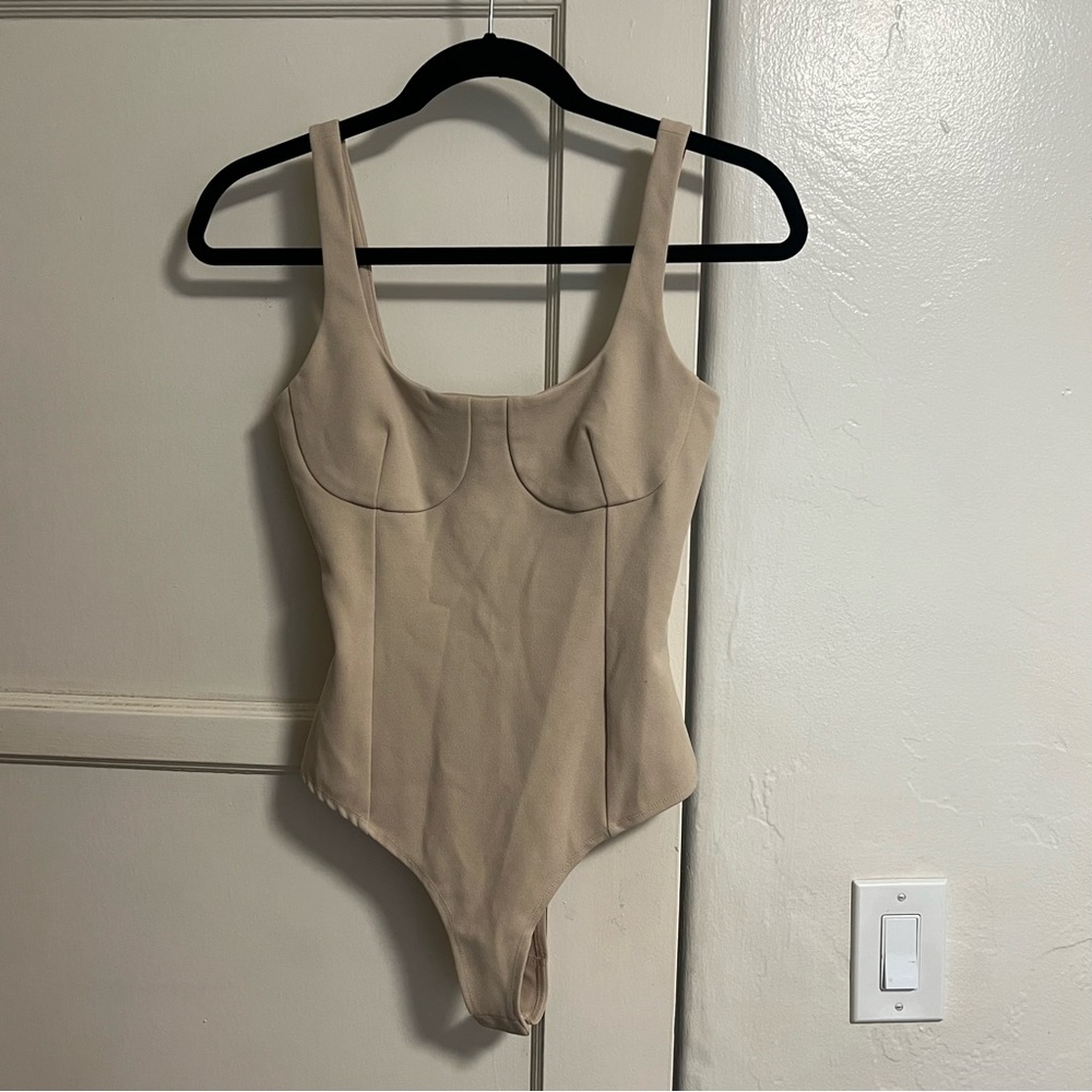 WAYF Bravado cupped tank bodysuit - size XS